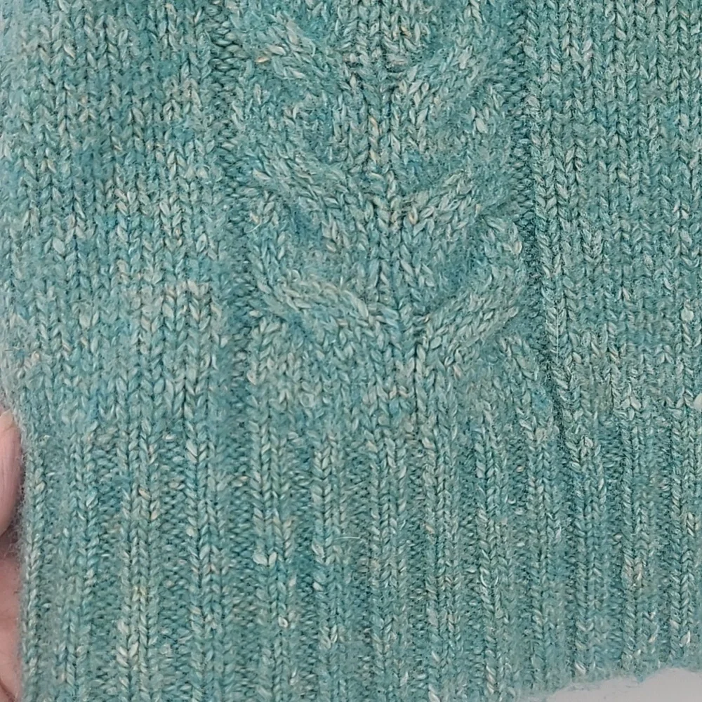 L.L. Bean seafoam green wool cardigan sweater large - Picture 5 of 9